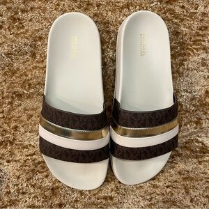 Michael Kors Slide Sandal - Cream/Brown